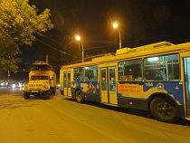 МКП «Калининград-ГорТранс» выплатит пострадавшей при сходе токоприемника женщине 12 тысяч рублей 