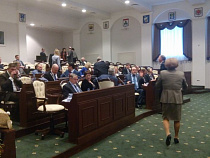 Калининградская облдума принимает законы в новом зале