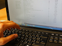 Прокуратура добивается запрета на продажу алкоголя через Интернет