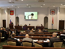 Депутаты Облдумы окончательно приняли бюджет 2017 года 