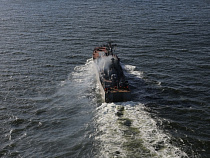 БДК "Королев" отправился в Средиземное море бороться с морскими пиратами