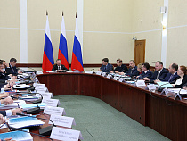 Медведев: калининградцы не должны чувствовать себя оторванными от России