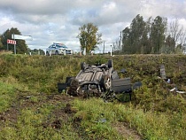 Под Советском 42-летний водитель отправил в кювет трёх пассажиров и себя