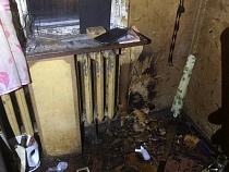 В Балтийске из горящего притона вытащили троих