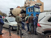 Скандал в Рыбной деревне дошёл до потасовки