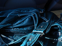 16-летняя студентка колледжа обокрала посетительницу ночного клуба