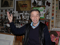 «Если бы ангелы заговорили…»: в Художественной галерее открывается выставка Виктора Рябинина