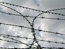 Жителю Славска, проткнувшему женщине губу отверткой, дали 12 лет тюрьмы