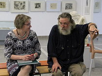 Художественную галерею посетил скульптор Дмитрий Тугаринов