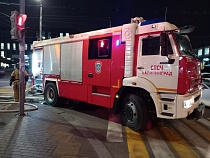 Пожарные покатают детей в центре Калининграда на подъёмнике