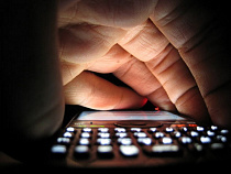 Пенсионерка перевела мошеннику 15 тысяч рублей, чтобы спасти внука