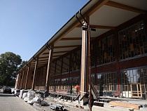 Сдачу спорткомплекса в Южном парке вновь задерживают