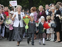 В Калининградской области учителя и воспитатели получат по 10 тысяч рублей 