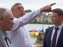 Глава Калининграда предложил ходить в туалет, которого нет