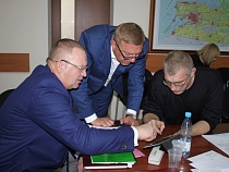 Калининградцы пожаловались главе города на управляющие компании и городскую инфраструктуру