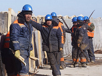 ФСБ посадила банду, подсылавшую гастарбайтеров в Калининградскую область