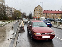 На Автомобильной «Ниссан» сбил двоих дорожных рабочих