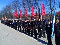 Калининградские школьники заступили в Почетный караул на мемориальном комплексе 1200 воинам-гвардейцам