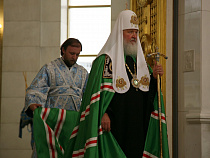 В обращении к пастве в Калининграде Патриарх Кирилл затронул тему коррупции (видео)