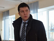 Алиханов на Гайдаровском форуме: ВПП в Храброво не пострадала никак