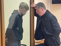 6 опасных телефонных хакеров завели в клетки в Калининграде