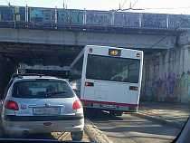 Автобус №49 создал 10-балльные пробки в Московском районе Калининграда (карта)