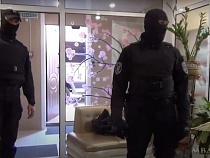 В Калининграде обыски по делу ОПГ провели в 70 фирмах и предприятиях  