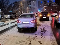 50-летняя на «Фольксвагене» устроила тройное ДТП в Калининграде 