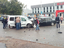 В Советске лоб в лоб встретились «Волга» и «каблучок» (видео)