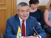 Глава Калмыкии расхвалил достижения Калининградской области