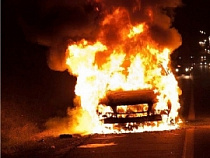 В ночь на Первомай в Калининграде сгорели два автомобиля