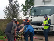 Под Славском пассажир сломал ногу из-за кабана