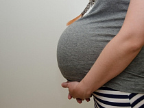 В Калининграде мужчина избил беременную 22-летнюю сожительницу