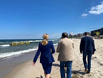 Прокуратура проверяет волноломы в Зеленоградске