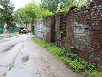 Демонтаж стены на Судостроительной обсудят с Минобороны РФ