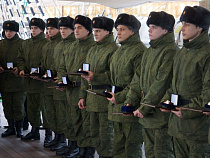 В Калининграде 15 призывников проводят в Президентский полк