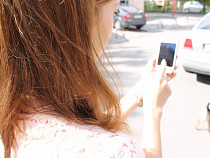 Телефонный мошенник украл с банковской карты калининградки 34 тысячи рублей