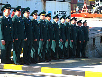 На праздники за границу выехали более 43 тысяч жителей региона