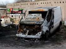 Ночной поджог трёх автомобилей попал на видео 