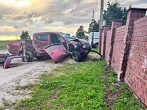 Под Калининградом произошла загадочная авария с внедорожником