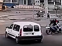 После гибели пассажирки мотоцикла полиция проводит проверку