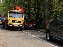 В Светлогорске предупредили о рыскающем по улицам эвакуаторе 