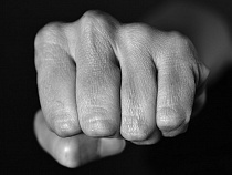 Быдлан бесплатно доехал до Пионерского и сломал челюсть водителю