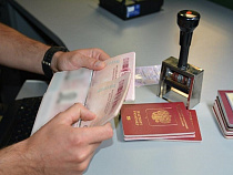 Калининградка без визы и с неоплаченным штрафом пыталась попасть в Польшу