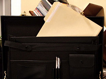 24-летний сотрудник почты украл у калининградки 11 тысяч рублей