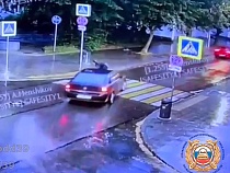 В Калининграде водитель «Опеля» дерзко сбил пешехода на «зебре»