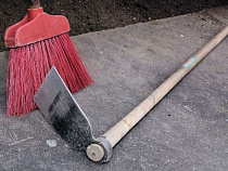 Въезд автомобилей на кладбище по Балтийскому шоссе закроют на один день