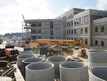 На стройку онкоцентра под Калининградом выезжал прокурор 