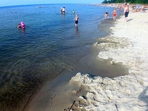 Сотни загорающих из Калининграда нашли способ объезда туристов по пути на пляж