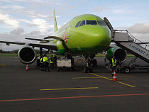 Алиханов попросил о возобновлении авиаперелётов Калининград - Рига